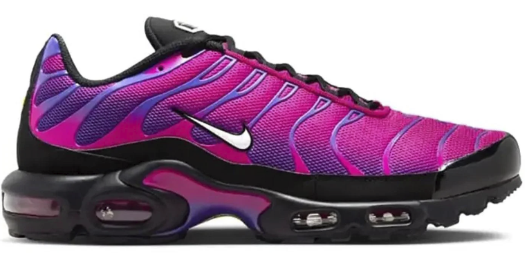 NIKE AIR MAX PLUS FIRE BERRY